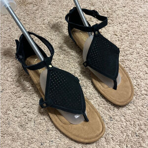 Koolaburra UGG Briona Black Suede Wedge Sandal Leather Ankle Strap Womens Sz 9